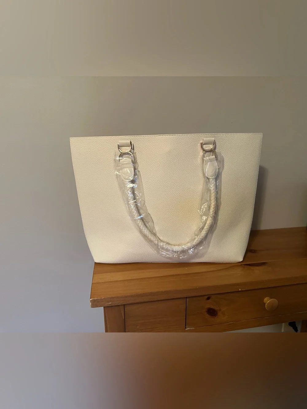 Classic Cream Tote Bag - Picture 9 of 11